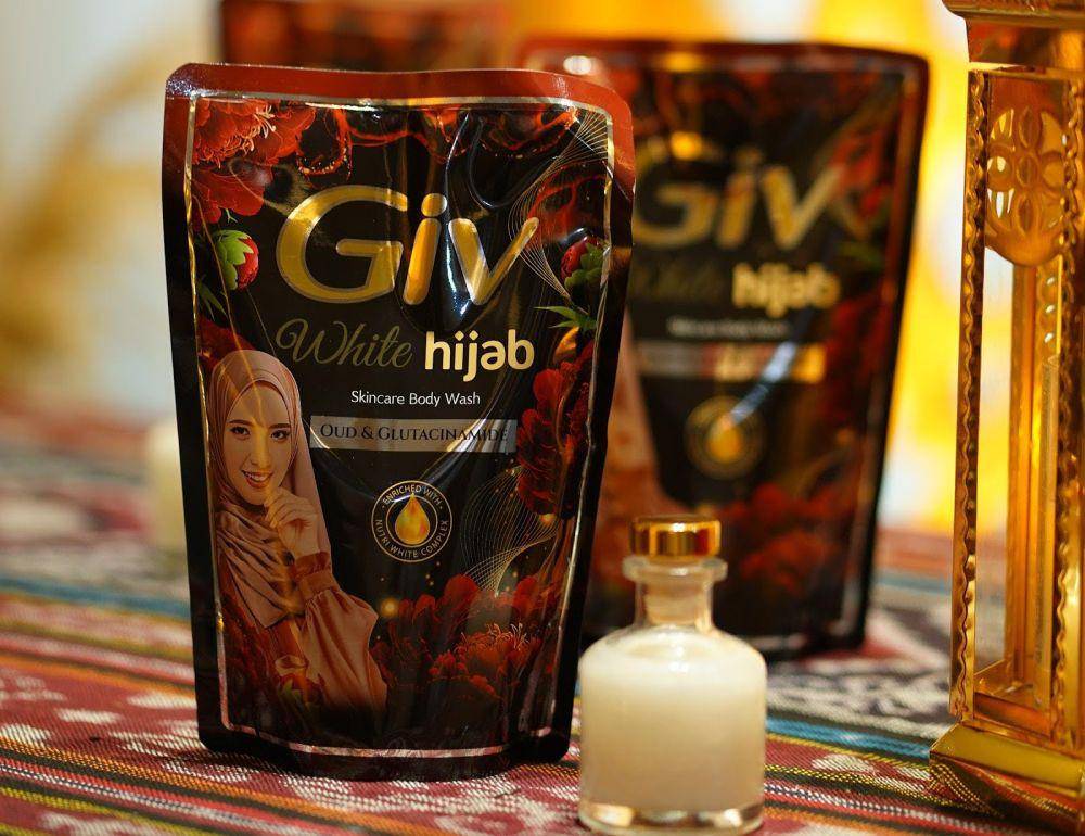 GIV White Hijab Oud & Glutacinamide (dok. GIV White Hijab)