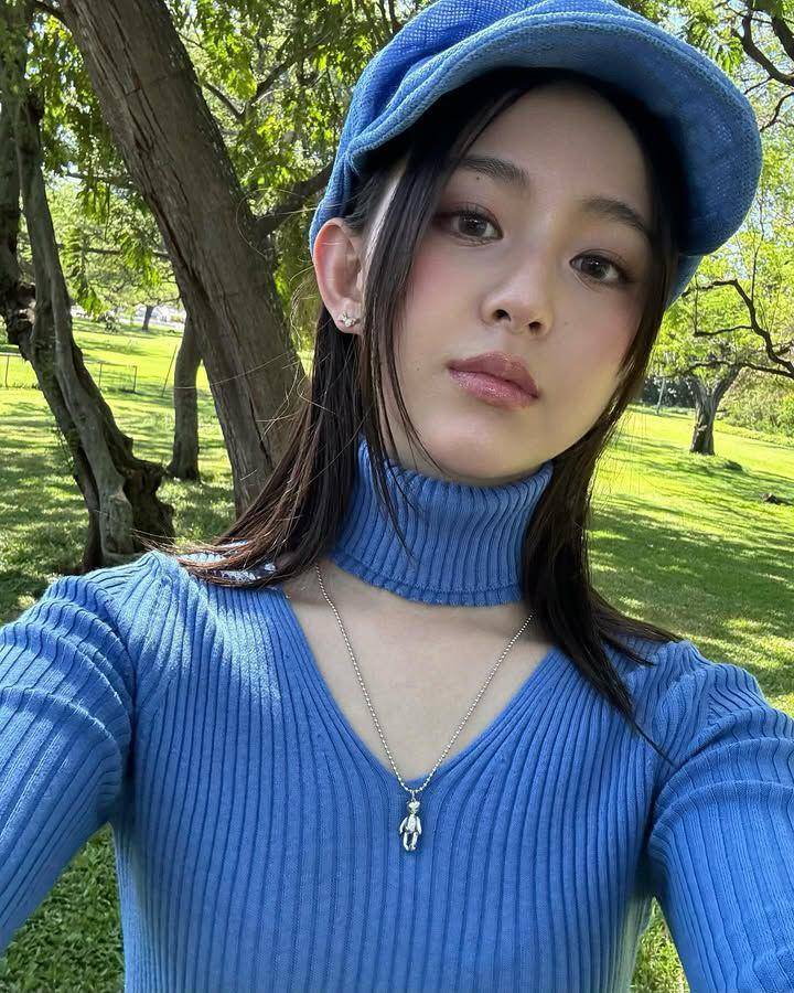 ide aksesoris ala Park Ji Hu (instagram.com/03_hu)