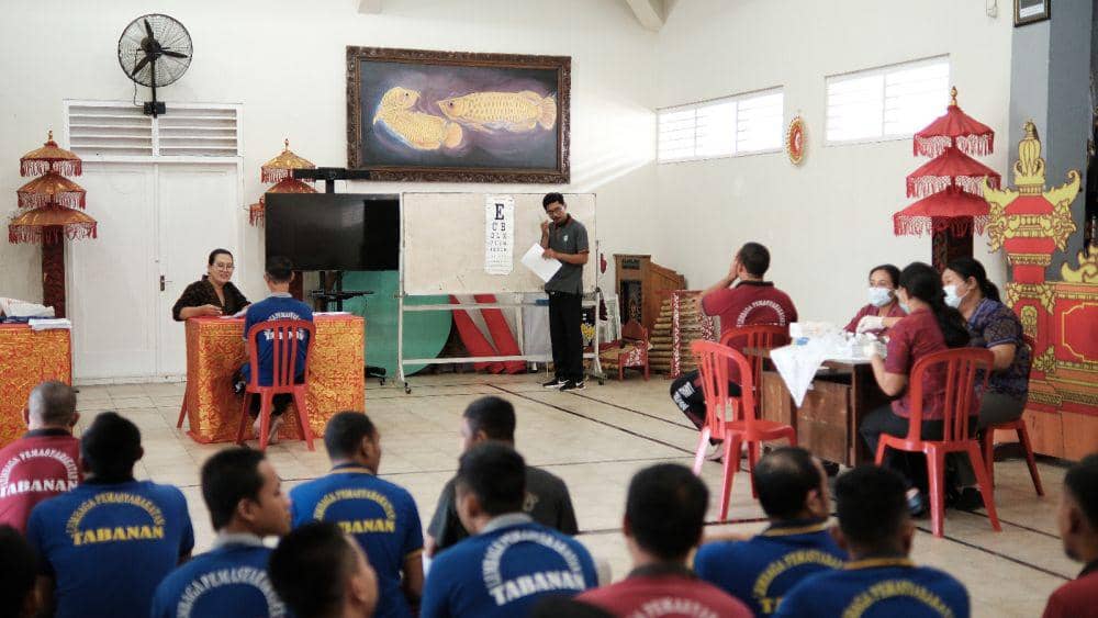 Pemeriksaan kesehatan bagi warga binaan di Lapas Tabanan, Selasa (29/4/2025) (Dok.IDNTimes/Istimewa)