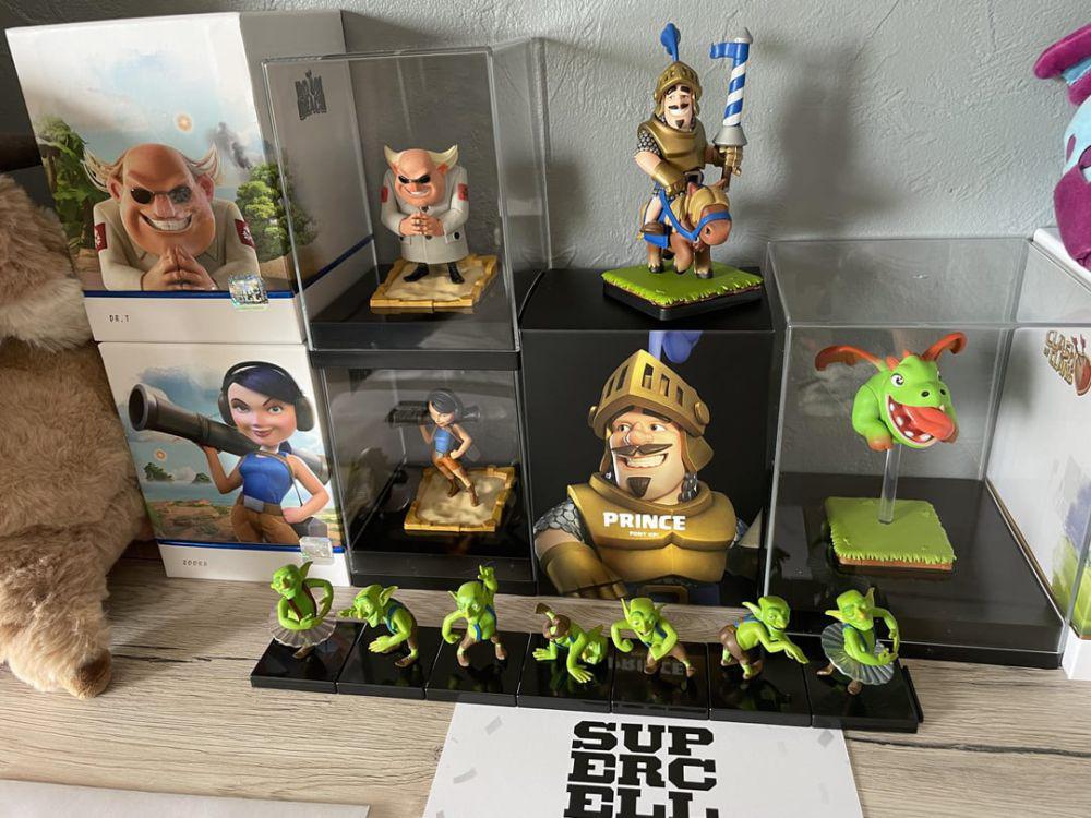 7 Koleksi Clash of Clans, Figur Karakter Jadi Bintang Utama