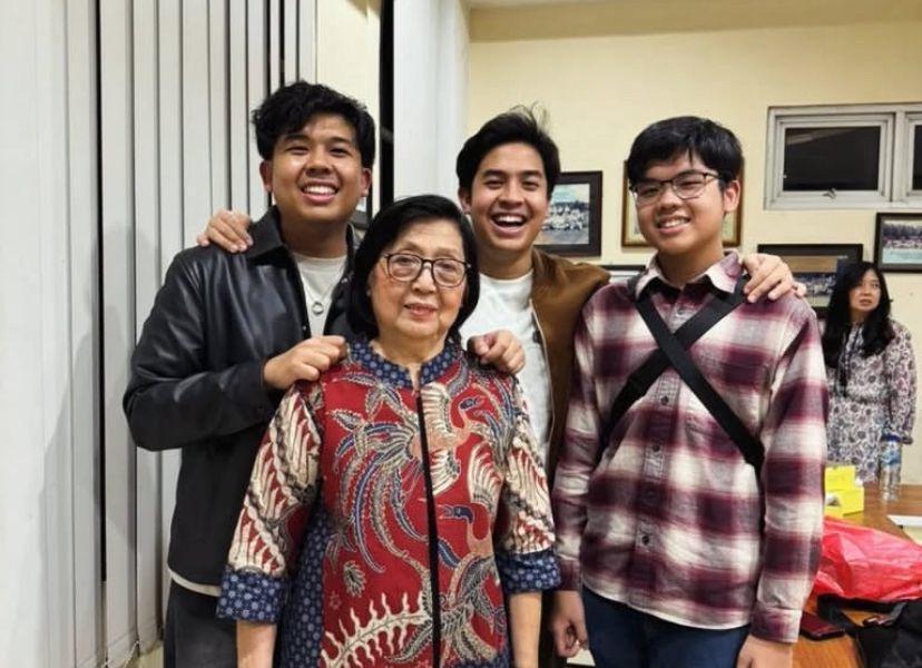 Kenangan Jerome Polin dan Jehian Bersama sang Oma yang Meninggal Dunia
