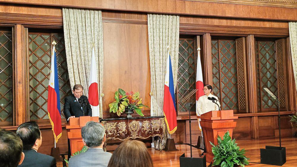 Jepang-Filipina Eratkan Hubungan di Ketegangan AS-China