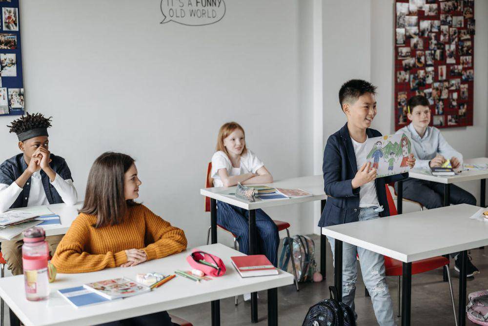 Ilustrasi lomba Hari Pendidikan Nasional (pexels.com/Pavel Danilyuk)