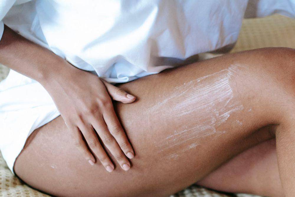 Ilustrasi perawatan setelah bikini wax (pexels.com/Sora Shimazaki)