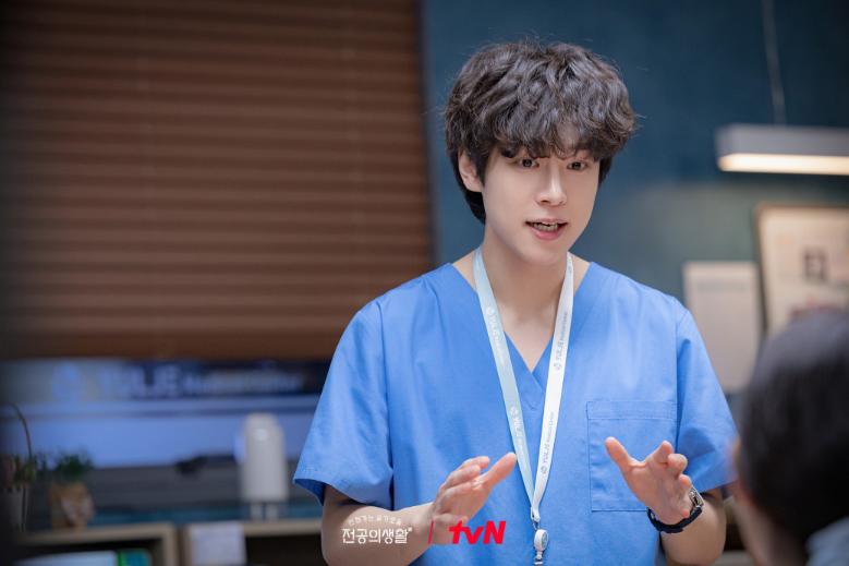3 Karakter Dokter Panutan Um Jae Il di Drakor Resident Playbook