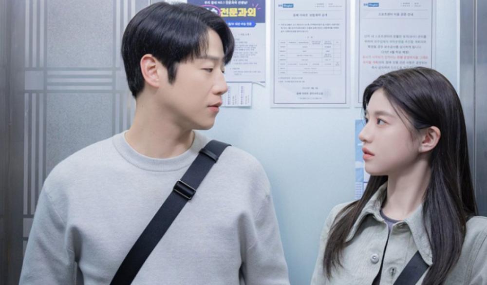 7 Usaha Oh Yi Young untuk Mendapatkan Hati Do Won di Resident Playbook