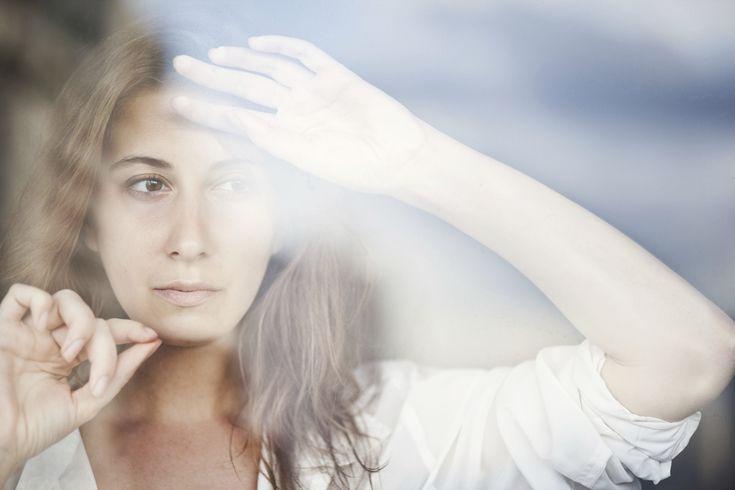 5 Tanda Kamu sedang Mengalami Impostor Syndrome