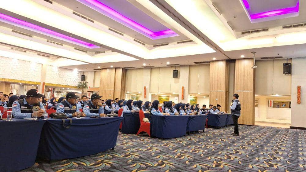 Kemenag Sulsel melepas 153 petugas haji yang akan bertugas tahun ini. (dok. Kemenag Sulsel)