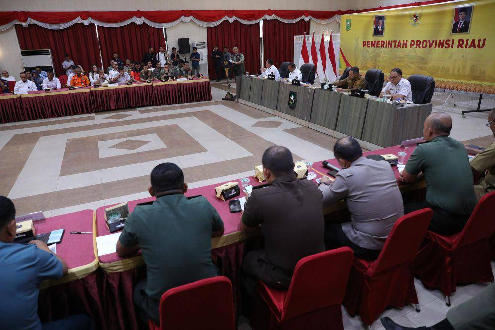 Rapat Koordinasi Penanganan Kebakaran Hutan dan Lahan pada Senin, 28 April 2025 (PusdatinKK/BNPB)