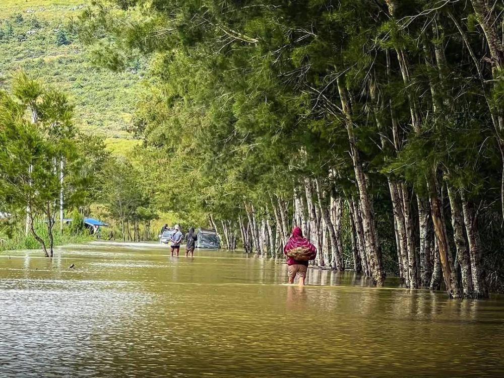 Kondisi banjir di Kabupaten Jayawijaya, Provinsi Papua Pegunungan, pada Sabtu (26/4). Sumber foto BPBD Kab Jayawijaya