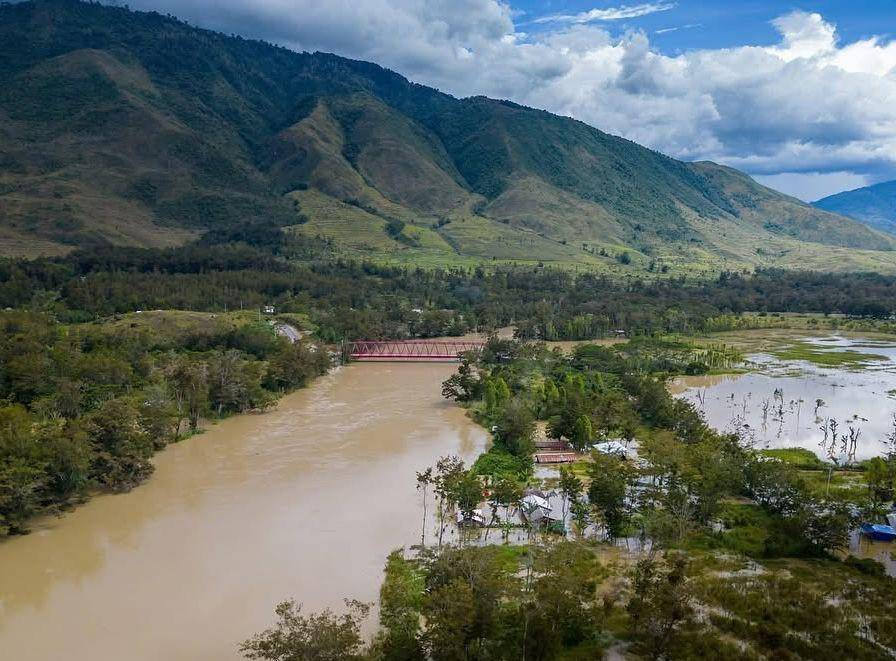 Kondisi banjir di Kabupaten Jayawijaya, Provinsi Papua Pegunungan, pada Sabtu (26/4). Sumber foto BPBD Kab Jayawijaya
