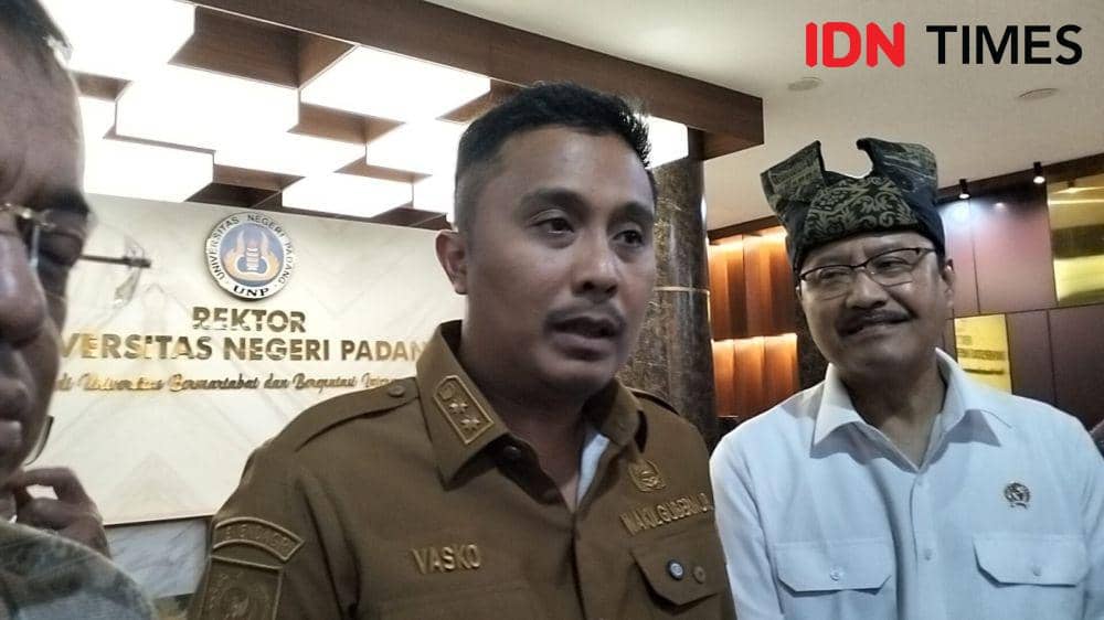 Profil Wagub Sumbar Vasko Ruseimy