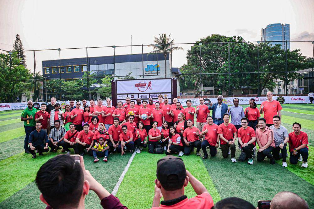 Ambassadors Football Friendly Match dihelat di Jakarta. (Dok. Istimewa)