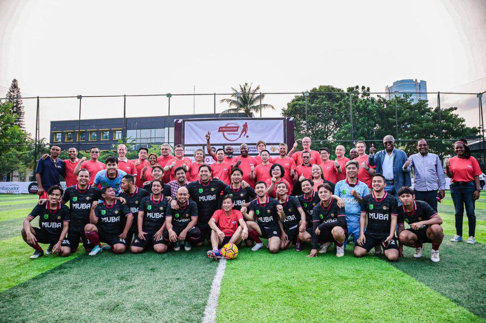 Laga Duta Besar dan Jurnalis Sambut Piala Dunia Sepak Bola Pantai 2025