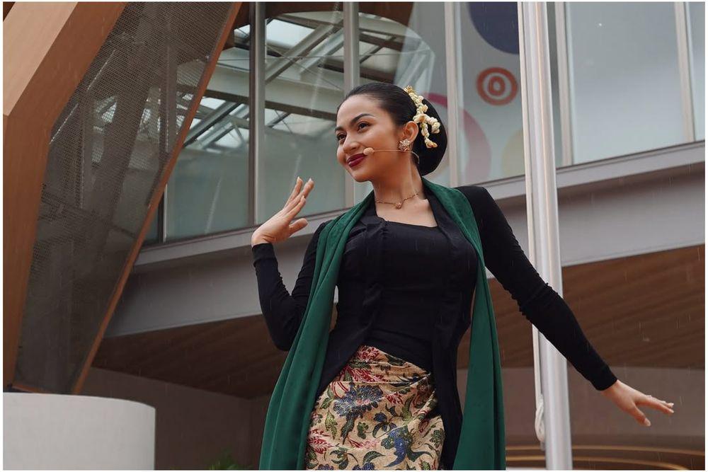 7 Potret Ariel Tatum Menari Jaipong di Osaka World Expo 2025, Bangga!