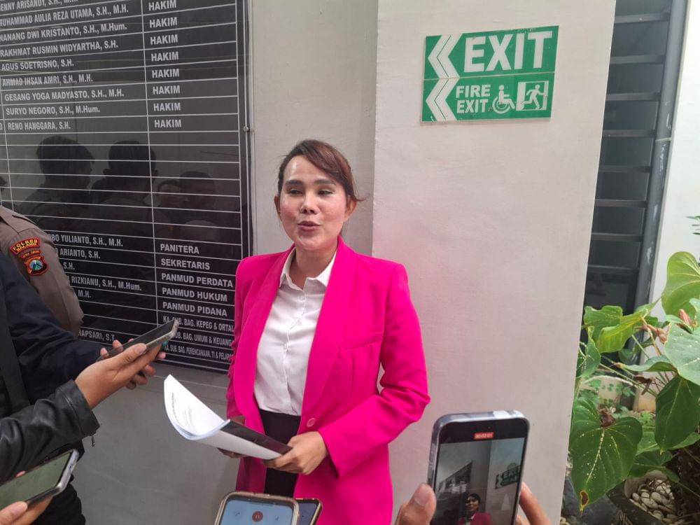 Isa Zega saat menjalani sidang di PN Kepanjen. (IDN Times/Rizal Adhi Pratama)