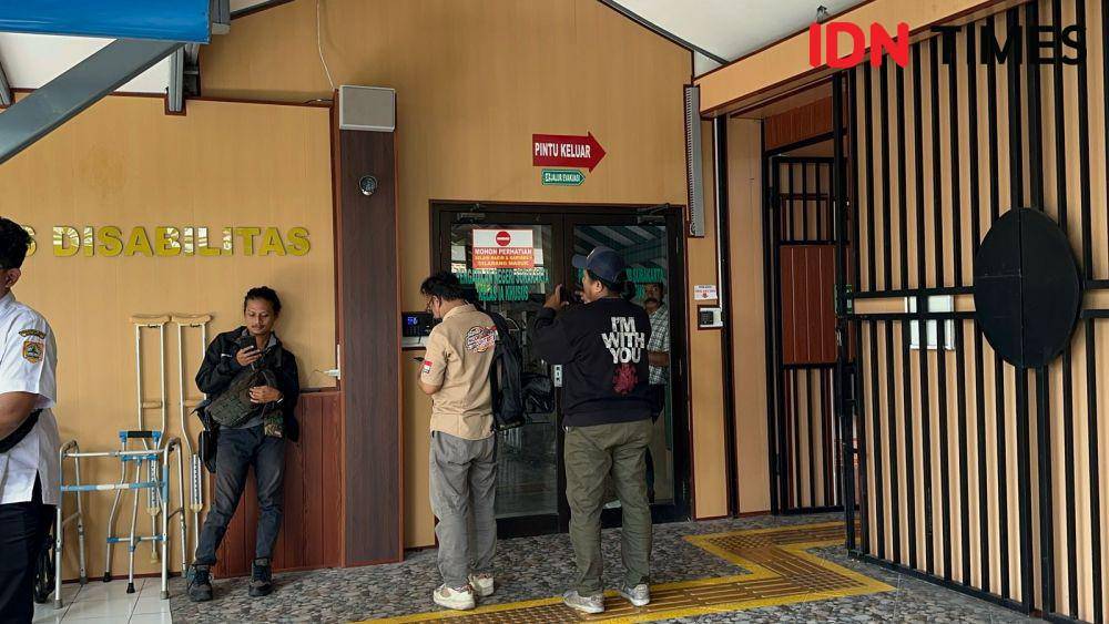 Sidang mediasi gugatan dugaan ijazah palsu Jokowi digelar secara tertutup. (IDN Times/Larasati Rey)