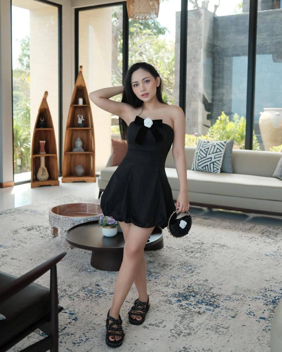 inspirasi dress ala Rachel Vennya (instagram.com/rachelvennya)