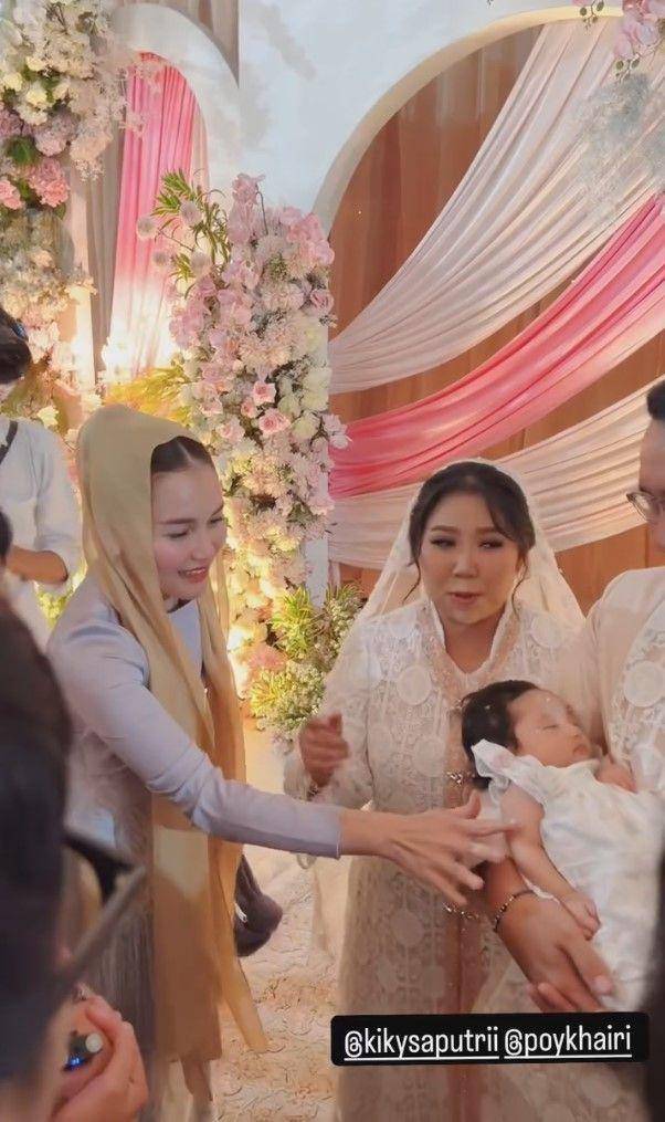 akikah anak Kiky Saputri (instagram.com/ayutingting92)