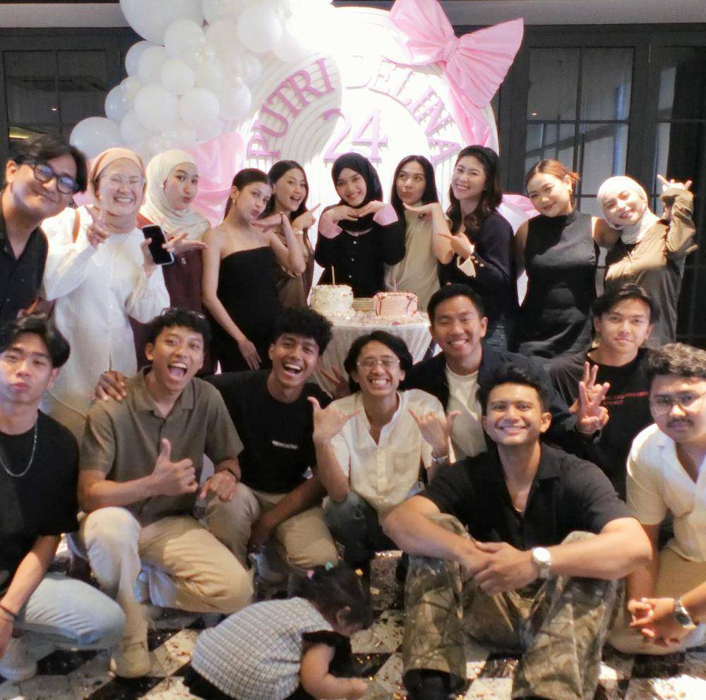 ulang tahun Putri Delina (Instagram.com/putridelinaa)
