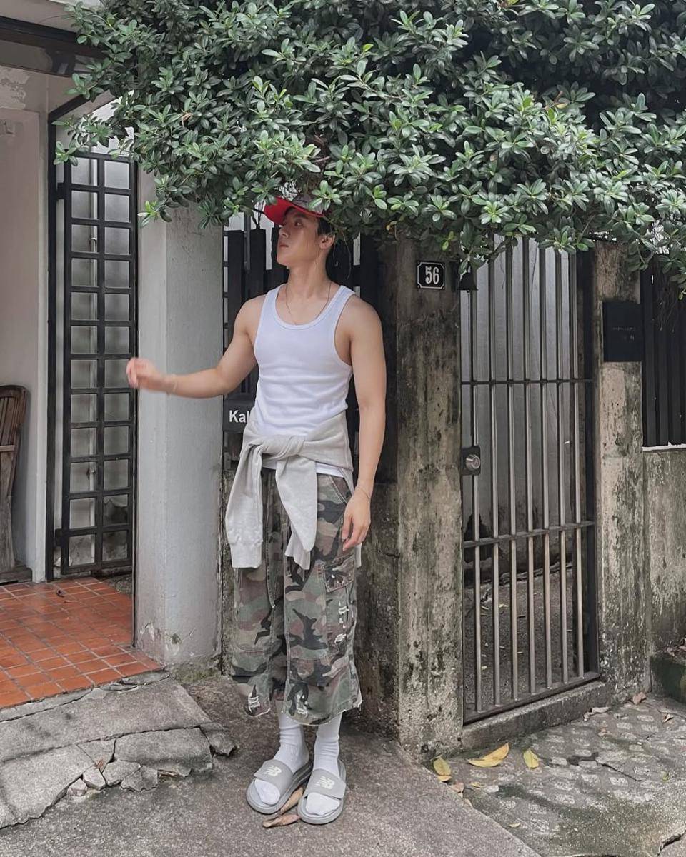 summer outfit ala Arm Weerayut (instagram.com/arm_wc)