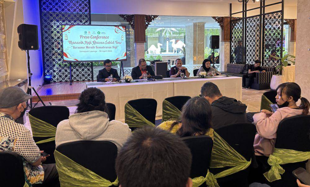 Jumpa pers Sahid Tour. (IDN Times/Herlambang Jati Kusumo)