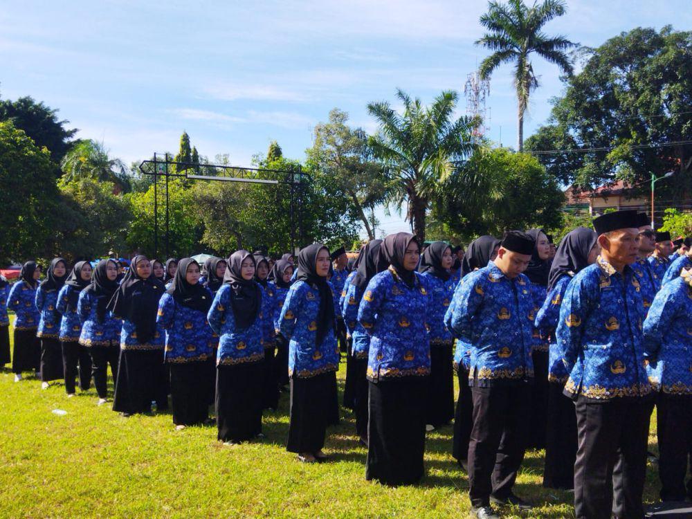 Sebanyak 1025 ASN baru di Magetan resmi terima SK pengangkatan. IDN Times/ Riyanto.