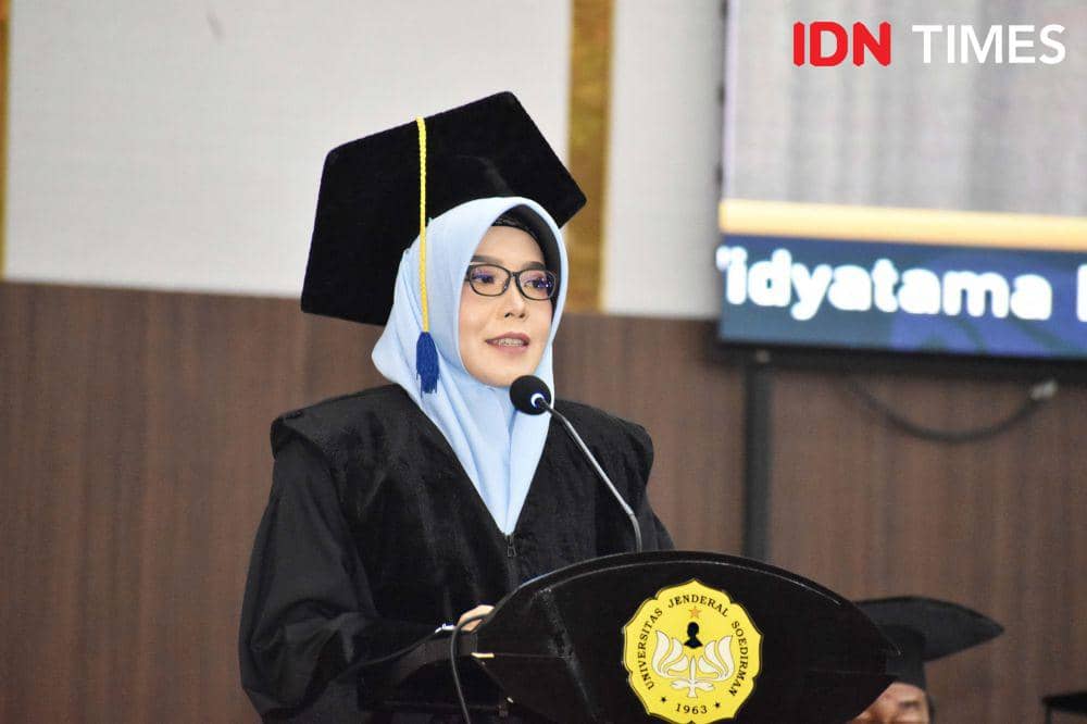 Prof. Mekar Dwi Anggraeni, S.Kep., Ns., M.Kep., Ph.D., dosen Program Studi Keperawatan Universitas Jenderal Soedirman (Unsoed).(IDN Times/Foto :Dok. Unsoed Purwokerto)