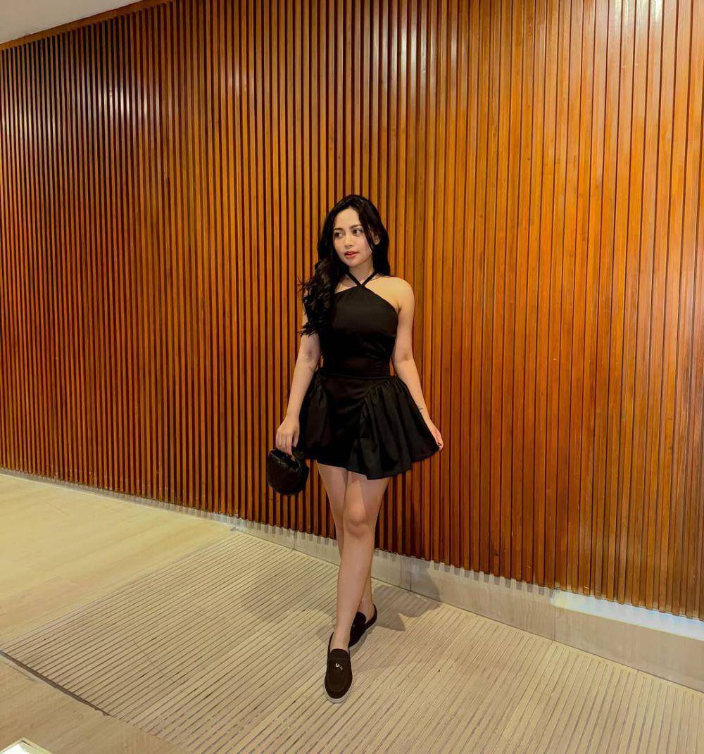 inspirasi dress ala Rachel Vennya (instagram.com/rachelvennya)