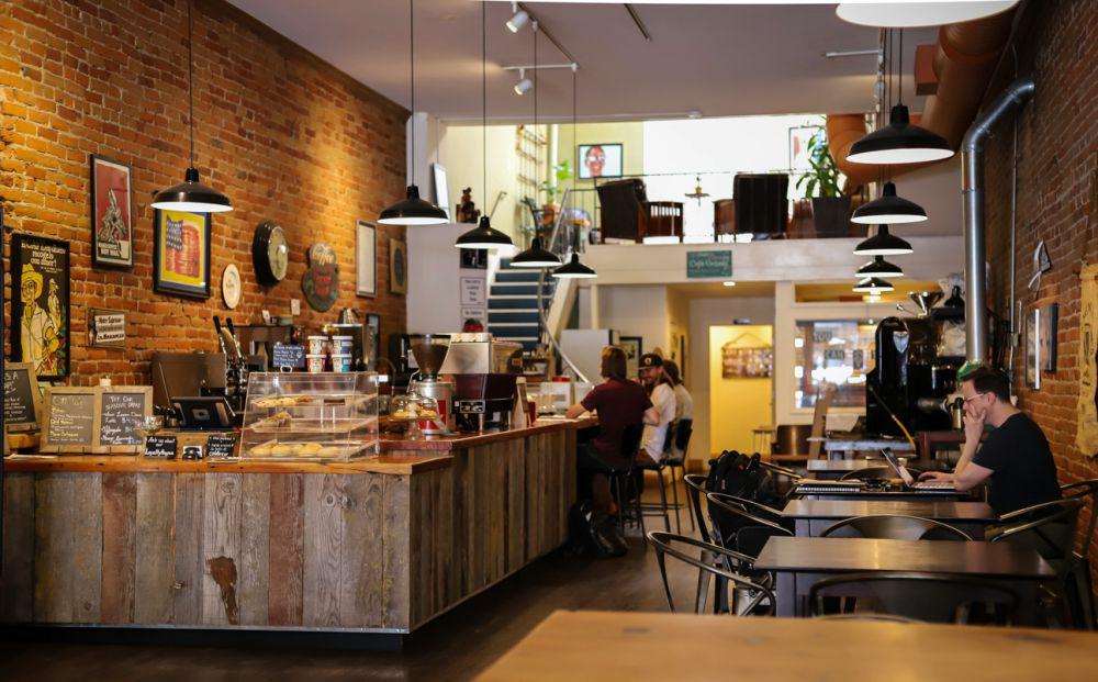 5 Kafe Cozy Dekat Bandara I Gusti Ngurah Rai