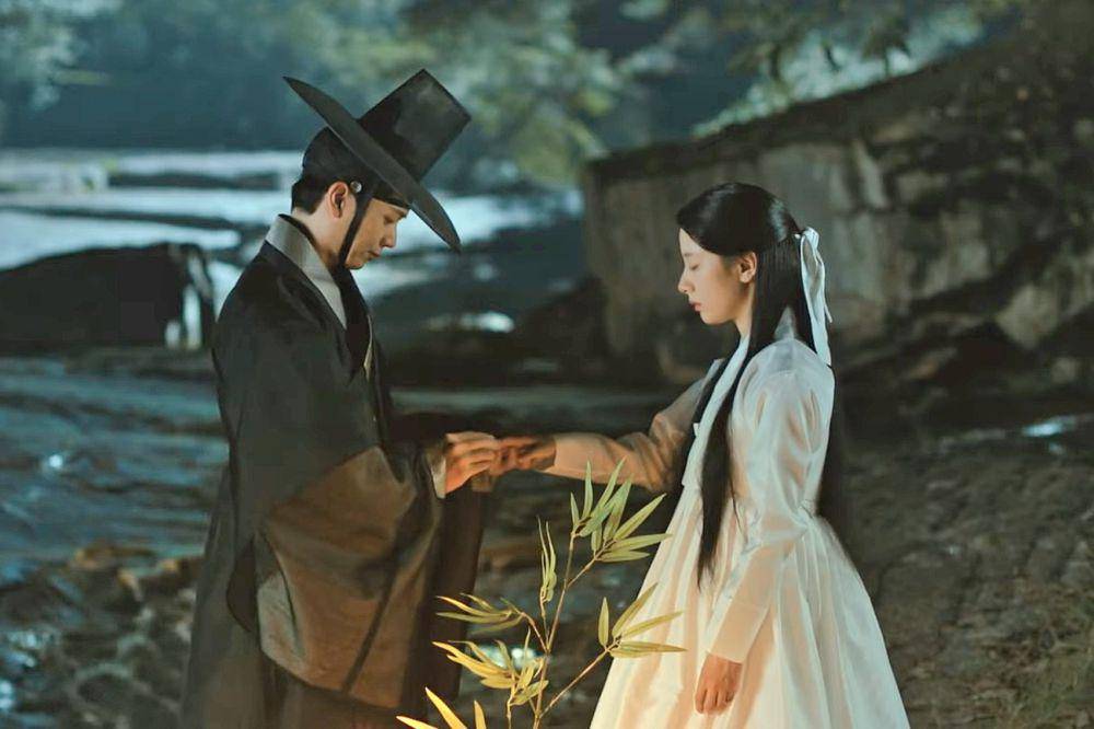 still cut drama Korea The Haunted Palace (youtube.com/@SBSdrama.official)