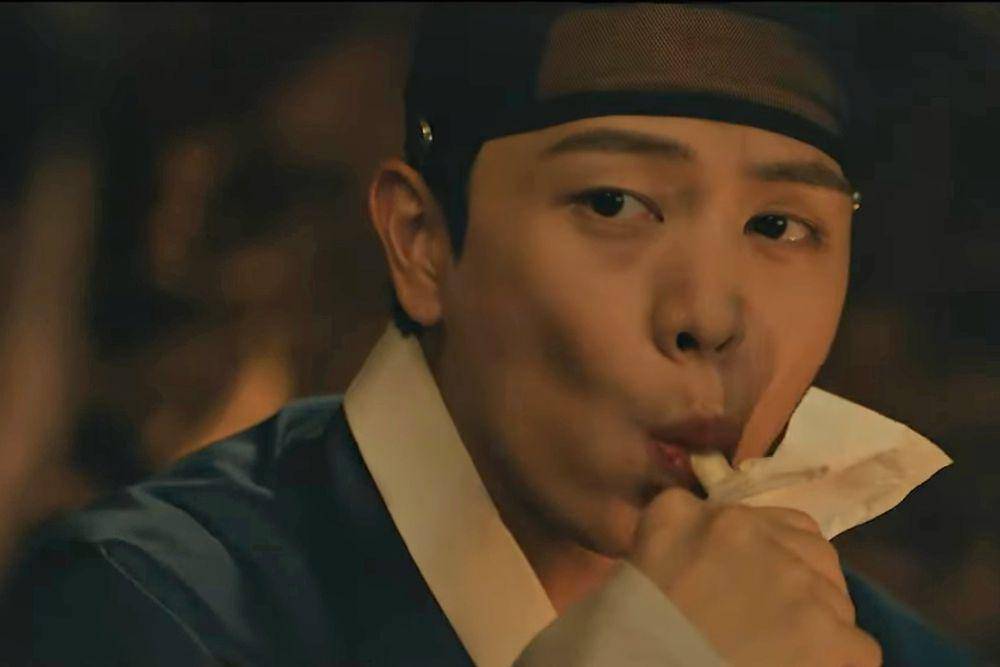 still cut drama Korea The Haunted Palace (youtube.com/@SBSdrama.official)
