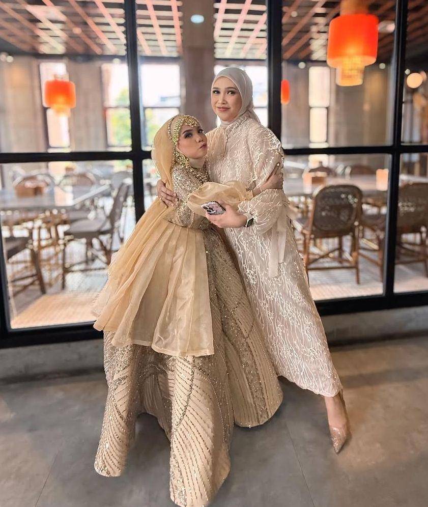 Pertunangan Lolly Unyu (instagram.com/riricilll)