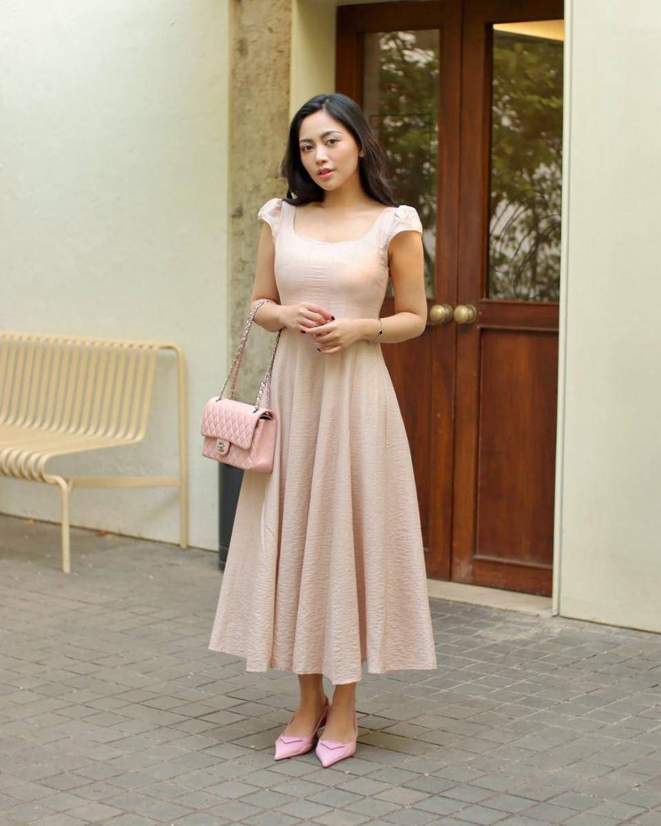inspirasi dress ala Rachel Vennya (instagram.com/rachelvennya)