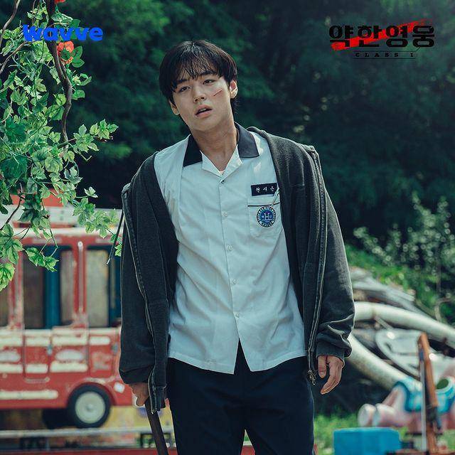 Yeon Si Eun (Park Ji Hoon) di Weak Hero Class 1 (instagram.com/wavve.official)
