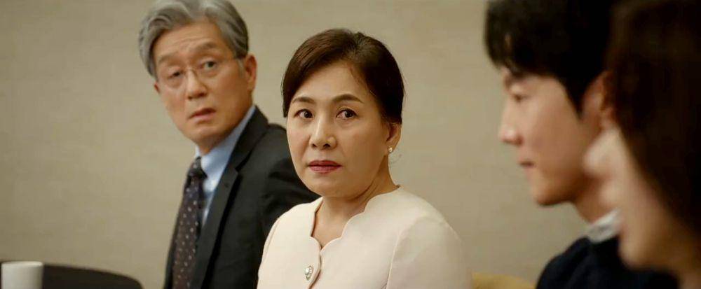 Cuplikan drama The Divorce Insurance (dok. tvN/The Divorce Insurance)