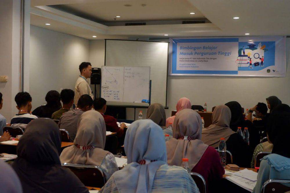 bimbingan masuk perguruan tinggi yang diadakan oleh PT Vale (vale.com)