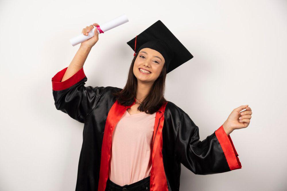 5 Bisnis Musiman Menguntungkan saat Momen Wisuda