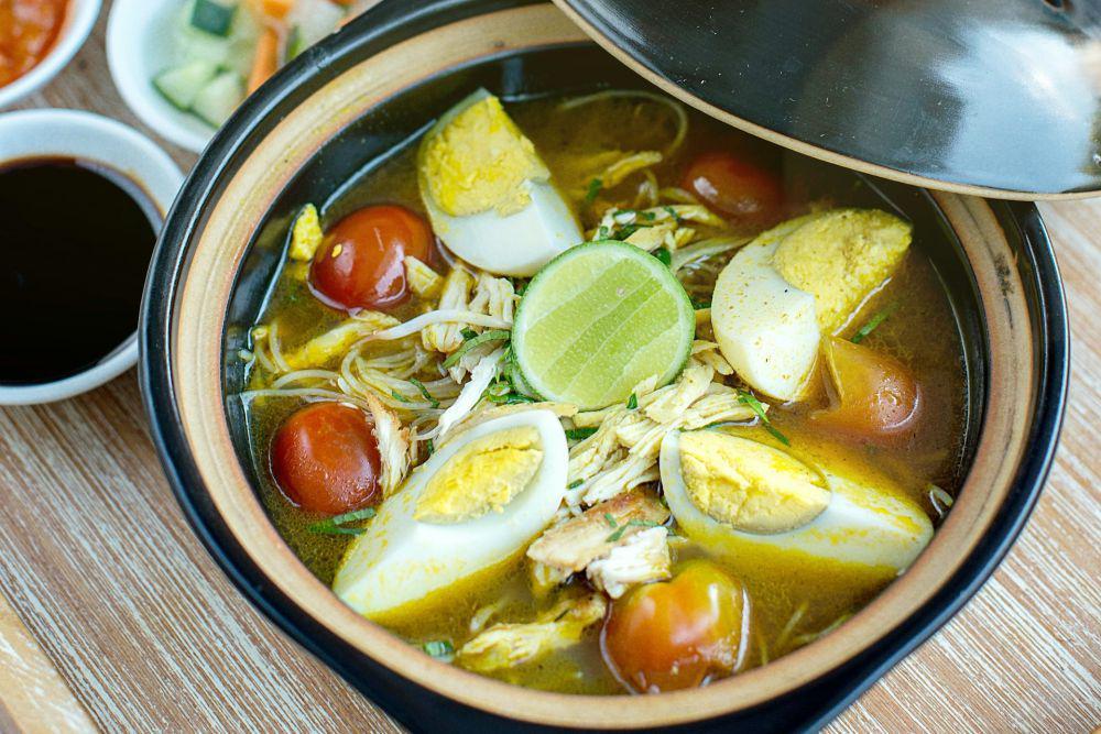 5 Tips Membuat Soto Ayam Bening yang Kaya Rasa dan Menyegarkan