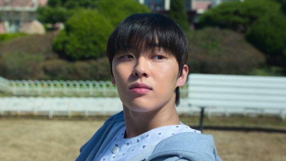 Su Ho bertemu kembali dengan Si Eun. (dok. Netflix/Weak Hero Class 2)