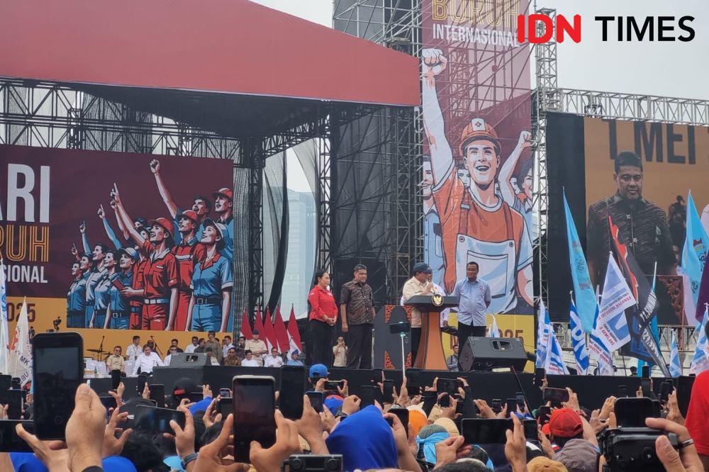 Perayaan Hari Buruh di Jakarta Sisakan 30 Ton Sampah