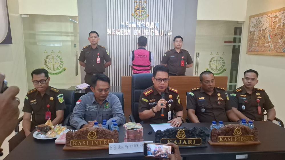 Diduga Selewengkan Beasiswa PIP, Kepsek SMK 1 Klungkung Jadi Tersangka
