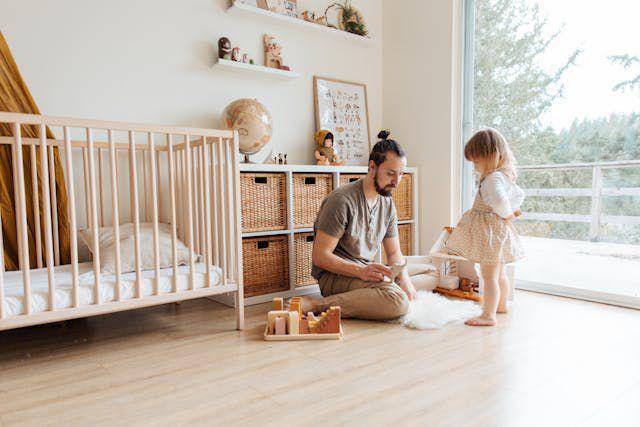 ilustrasi ayah dan anak (pexels.com/olia)