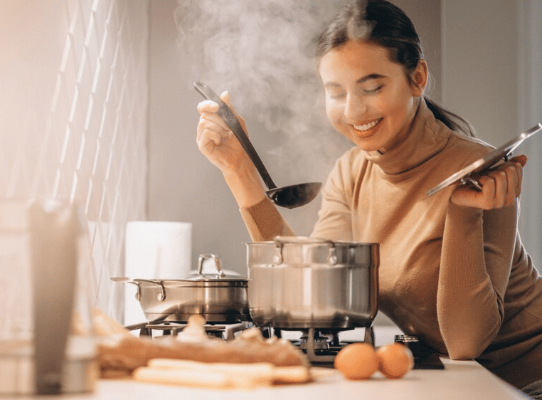 ilustrasi masak (freepik.com/senivpetro)