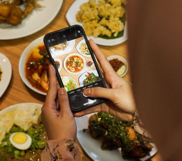 5 Restoran Khas dengan Menu Masakan Kampung di Medan