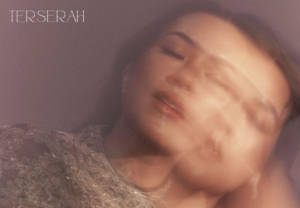 Lirik dan Makna Lagu Terserah - Raisa