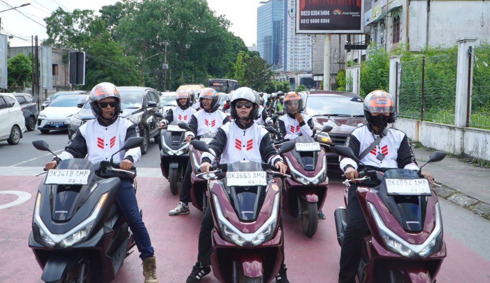 Bapack-Bapack Muda Ikut RoadsynXperience Honda PCX160