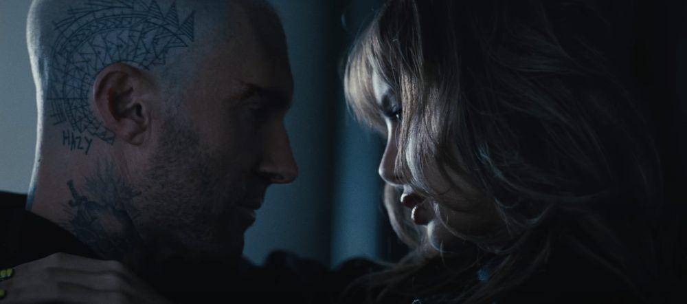 potret Maroon 5 dan Lisa BLACKPINK (dok. youtube/Maroon 5)