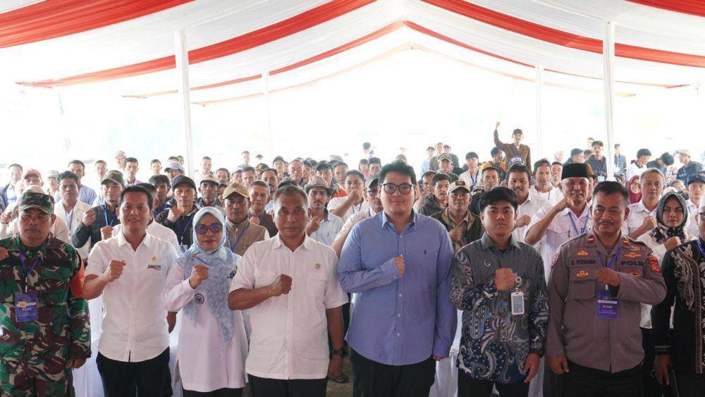 DPR dan BGN Sosialisasikan Program MBG Bersama Warga Sukajaya Bogor