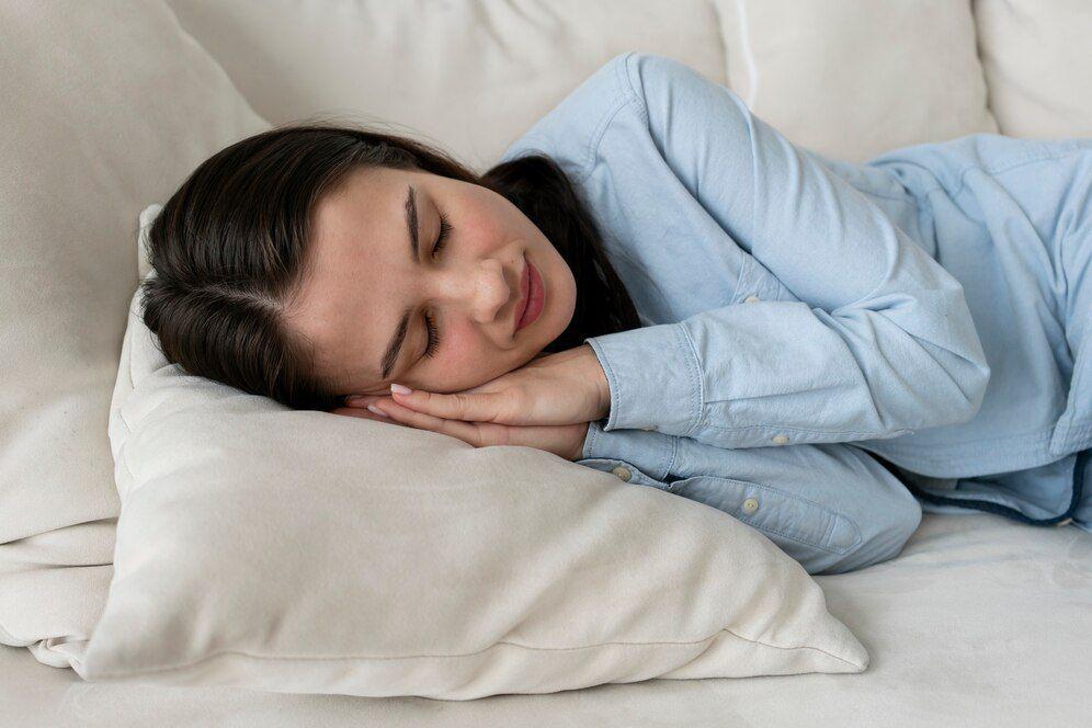 ilustrasi tidur nyenyak (freepik.com/freepik)